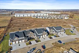 437 Bethpage Way, Turtle Creek Township, OH 45036 - Photo 21