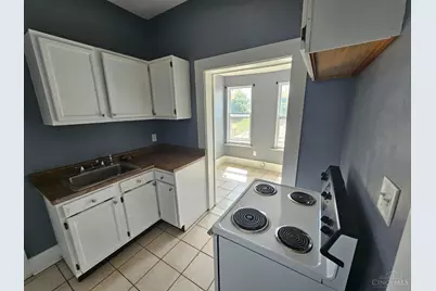 3636 Reading Road, Cincinnati, OH 45229 - Photo 11