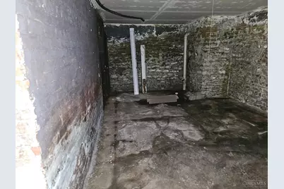 3636 Reading Road, Cincinnati, OH 45229 - Photo 23