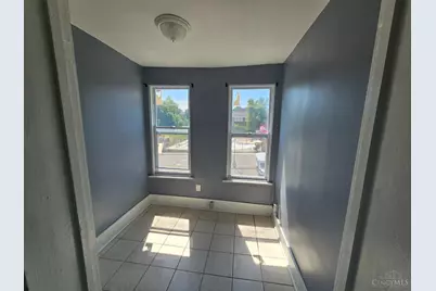 3636 Reading Road, Cincinnati, OH 45229 - Photo 15