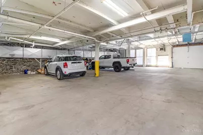 335 W Fifth Street #403, Cincinnati, OH 45202 - Photo 17