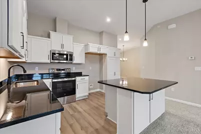 5883 Parkview Lane #90302, Miami Township, OH 45150 - Photo 5