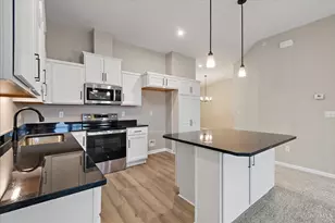 5883 Parkview Ln, Miami Township, OH 45150 - Photo 5