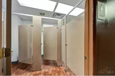 10456 Pippin Road, Colerain Township, OH 45231 - Photo 21