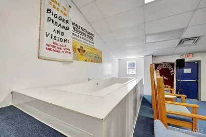 10456 Pippin Road, Colerain Township, OH 45231 - Photo 15