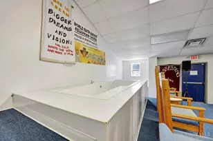 10456 Pippin Rd, Colerain Township, OH 45231 - Photo 15