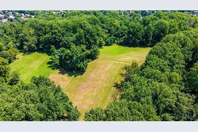 665 Fox Trails Way, Delhi Township, OH 45233 - Photo 9