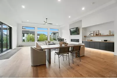 1890 Horseshoe Bend, Washington Twp, OH 45458 - Photo 7