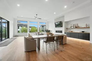 1890 Horseshoe Bend, Washington Twp, OH 45458 - Photo 7