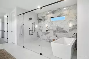 1890 Horseshoe Bend, Washington Twp, OH 45458 - Photo 9