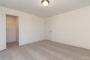 6989 Carlinridge Ln, Green Township, OH 45248 - Photo 37