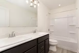 6989 Carlinridge Ln, Green Township, OH 45248 - Photo 35