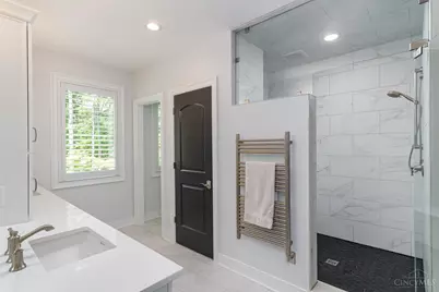 927 Blue Heron Lane, Miami Township, OH 45140 - Photo 9