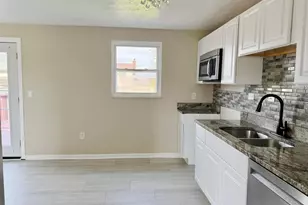 11537 Norbourne Dr, Forest Park, OH 45240 - Photo 9