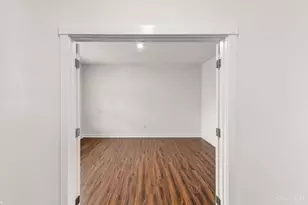 8729 Deer Gln Ct, Miami Township, OH 45002 - Photo 7