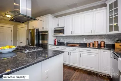 8724 Deer Glen Court, Miami Township, OH 45002 - Photo 17