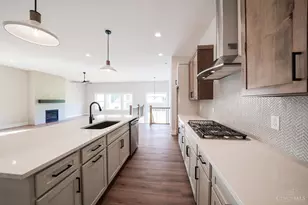 9333 Rochelle Ln, Clearcreek Twp., OH 45458 - Photo 11