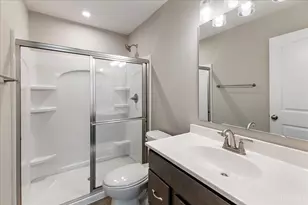 5883 Parkview Ln, Miami Township, OH 45150 - Photo 11