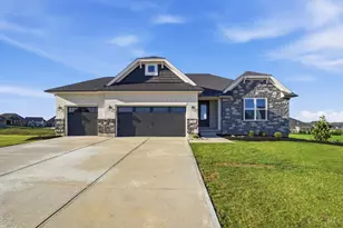 404 David Lee Ct, Monroe, OH 45050 - Photo 1