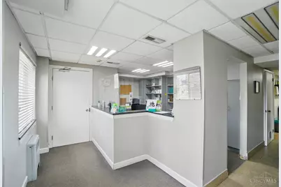 7540 Reading Road, Cincinnati, OH 45237 - Photo 11