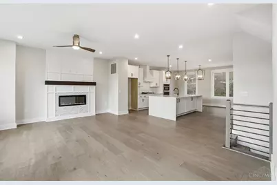 3762 Miami Run #14, Mariemont, OH 45227 - Photo 15