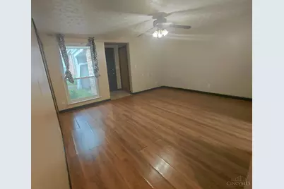 2454 Mustang Drive, Cincinnati, OH 45211 - Photo 3