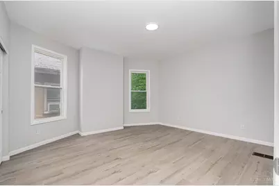 2213 Highland Avenue, Cincinnati, OH 45219 - Photo 27