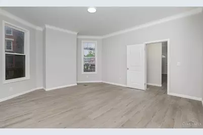 2213 Highland Avenue, Cincinnati, OH 45219 - Photo 17