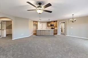 525 Tradition Rdg, Union Township, OH 45245 - Photo 7