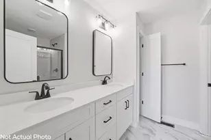 5005 Anderson Pl, Cincinnati, OH 45227 - Photo 5