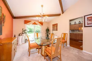 3579 Rackacres Dr, Green Township, OH 45211 - Photo 5