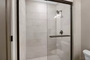 1000 Paradrome St, Cincinnati, OH 45202 - Photo 65