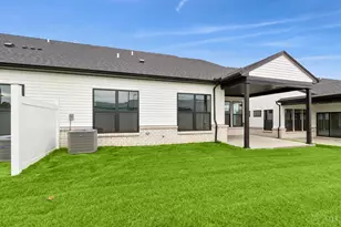 5556 Birch Ct, Fairfield Township, OH 45011 - Photo 7