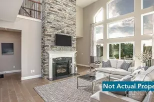 8725 Deer Gln Ct, Miami Township, OH 45002 - Photo 7