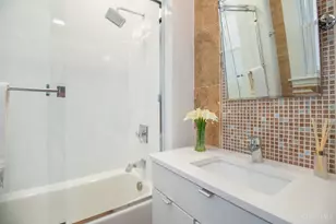 1723 Highland Ave, Cincinnati, OH 45202 - Photo 15