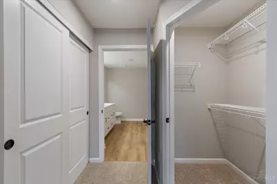 5883 Parkview Lane #90204, Miami Township, OH 45150 - Photo 19