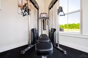 5883 Parkview Ln, Miami Township, OH 45150 - Photo 11