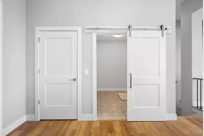 5960 Woodland Lane, Columbia Township, OH 45227 - Photo 19