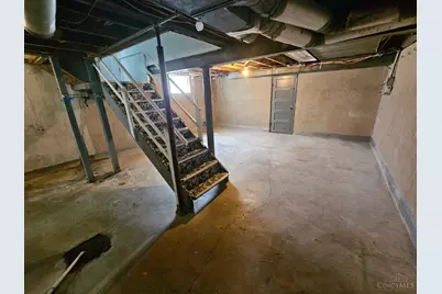 6942 Gloria Drive, Cincinnati, OH 45239 - Photo 13