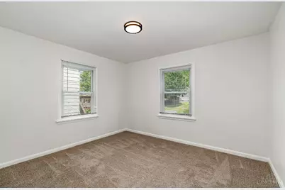 1774 Ashbrook Drive, Cincinnati, OH 45238 - Photo 9