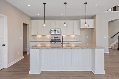 5482 Sheldon Close, Middletown, OH 45005 - Photo 9