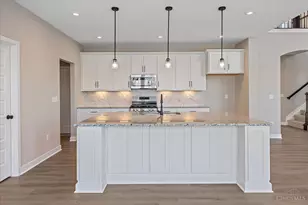 5482 Sheldon Close, Middletown, OH 45005 - Photo 9