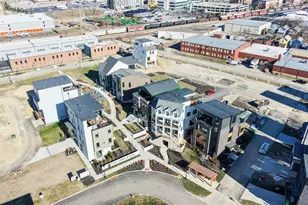 4417 Pin Oak Cir, Cincinnati, OH 45209 - Photo 7