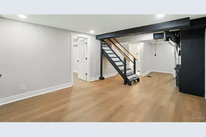 2962 Aquadale Lane, Cincinnati, OH 45211 - Photo 37