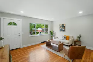 2962 Aquadale Ln, Cincinnati, OH 45211 - Photo 7