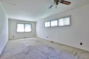 9197 Long Ln, Springfield Township, OH 45231 - Photo 7