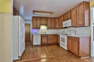 9197 Long Ln, Springfield Township, OH 45231 - Photo 13