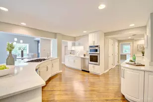 5995 Drake Rd, Indian Hill, OH 45243 - Photo 15