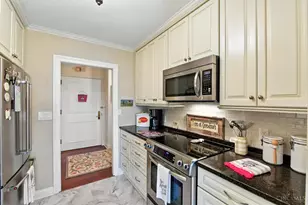 2444 Madison Rd, Cincinnati, OH 45208 - Photo 15