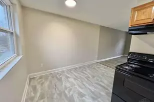 3384 Ninann Ct, Cincinnati, OH 45211 - Photo 9